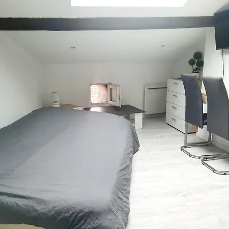 Beau Centre Paul Bert Apartment