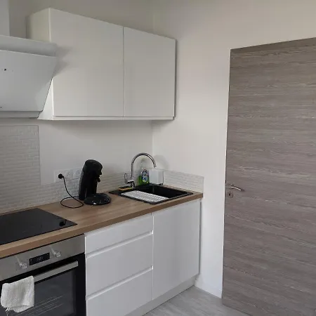 Daire Beau Centre Paul Bert *