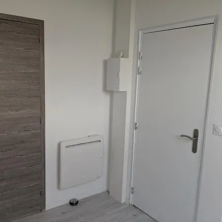 Daire Beau Centre Paul Bert *